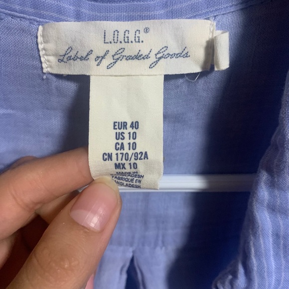 Button down shirt - Picture 2 of 3